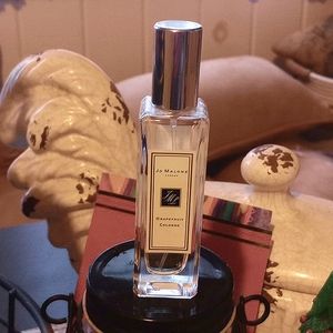 Used* Jo Malone grapefruit cologne 1oz.